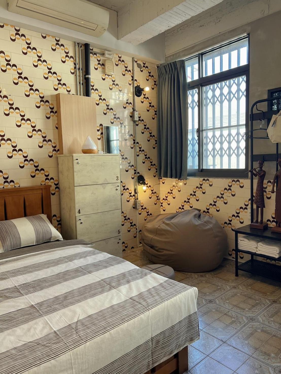Local Backpacker Hostel Tainan Eksteriør bilde